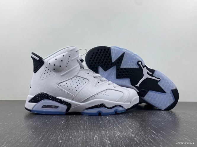 Air 6 Reverse Jordan CT8529-112 Oreo 1025